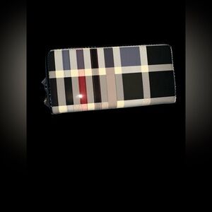 Diophy Wallet NWT Vegan Leather Gorgeous Pattern